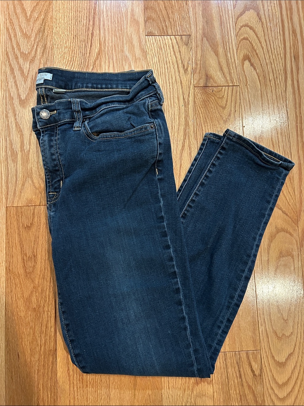 J. Crew Women’s Dark Wash Stretch Skinny Jeans